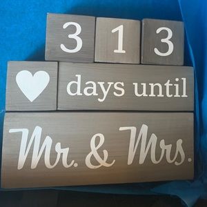 Wedding countdown blocks